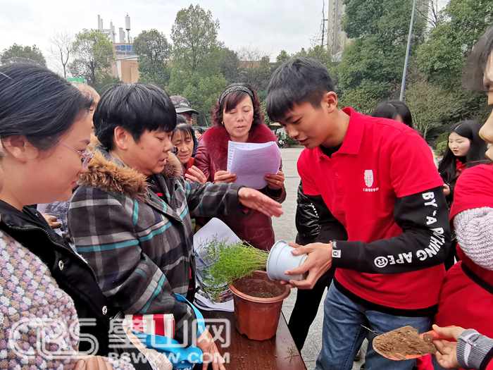 d3cdfef6bac84a58acf05b1916624ac1.jpg