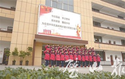 bsb1215001_005_01_b.jpg