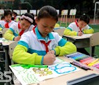各小学开展“童绘清明·致敬先烈”主题活动