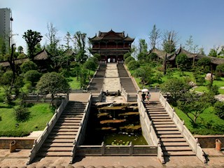 虎峰楼登山步道